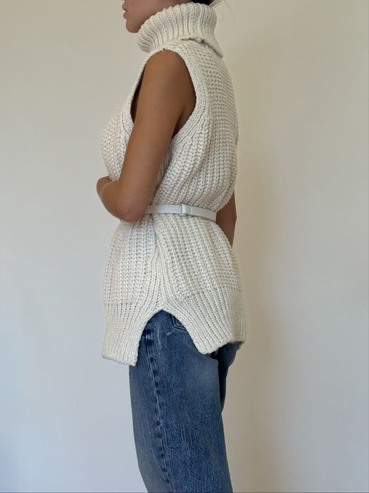 Стильна вʼязана жилетка від H&M