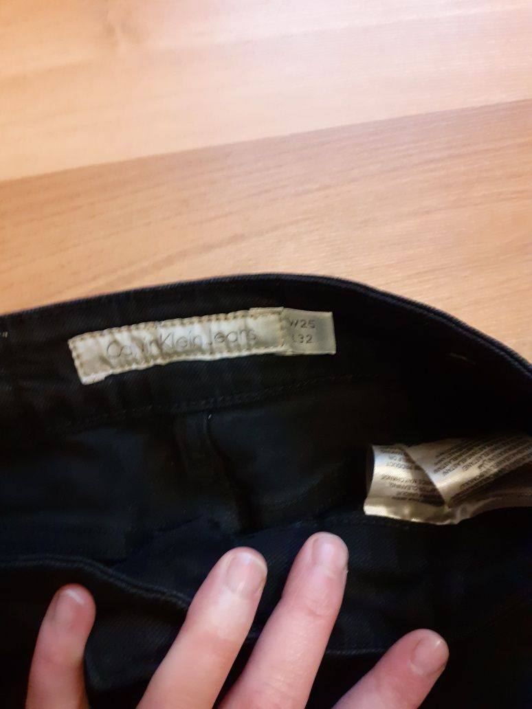 Spodnie jeansowe damskie. Pull&Bear. Roz. 36. Czarne. Wysyłka.