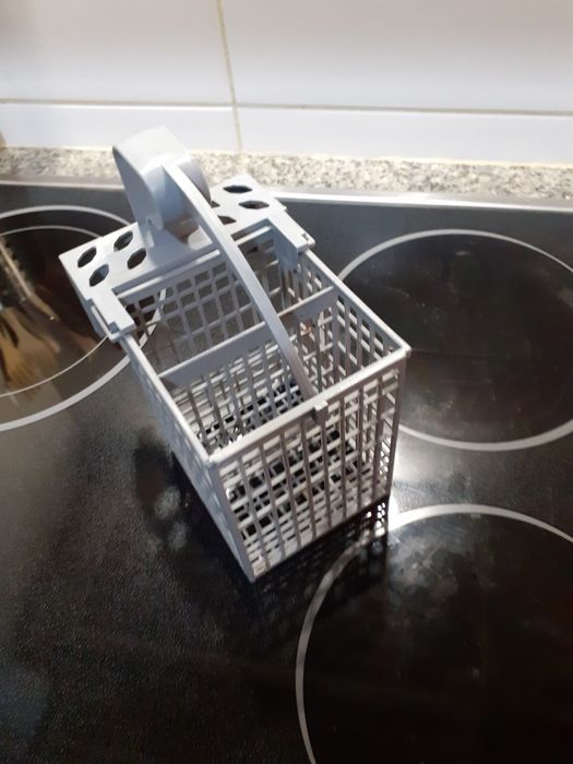 Cesto porta talheres para máquina lavar louça.Meia carga apenas