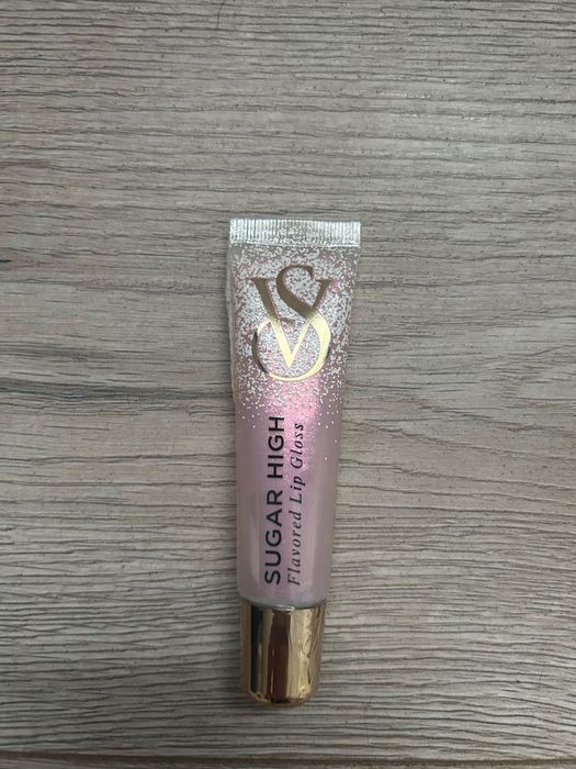 Błyszczyk Victoria’s Secret