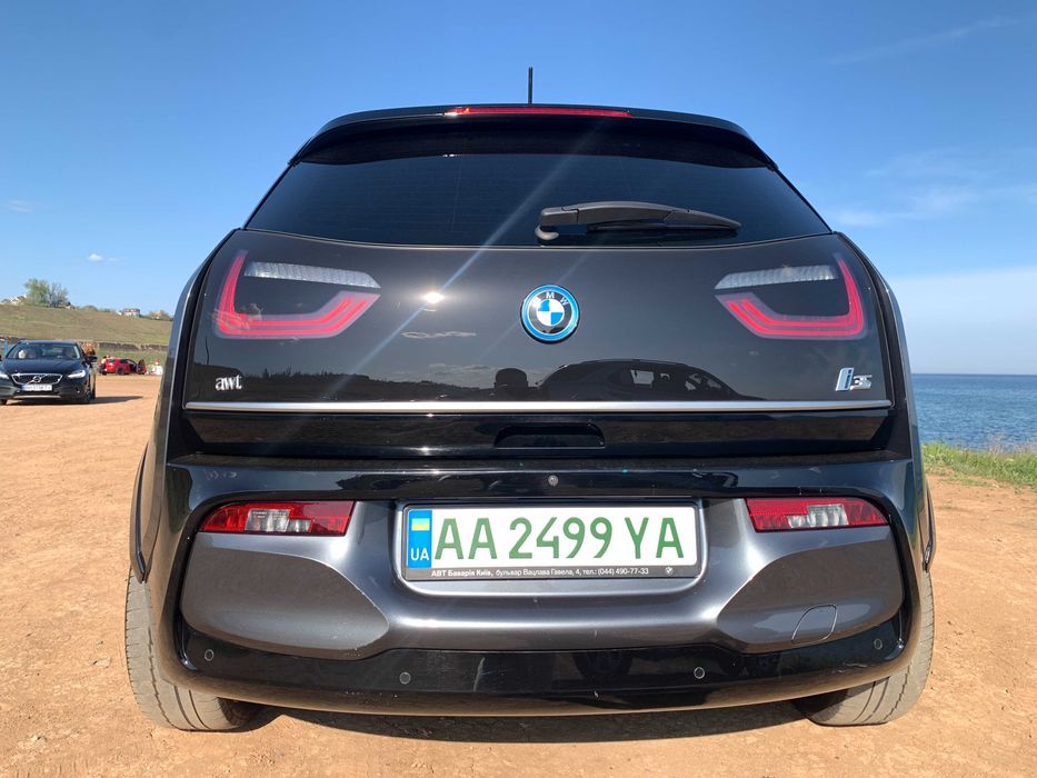 BMW I3S з батареєю 42 кВт (останній рестайлінг)