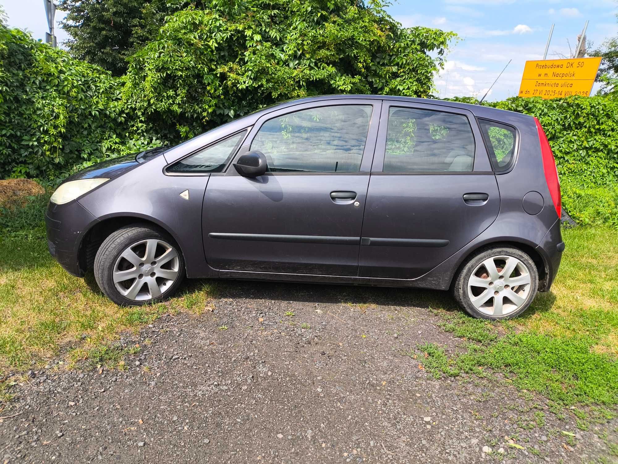 Mitsubishi Colt 1.1 75 KM 2004 r benzyna