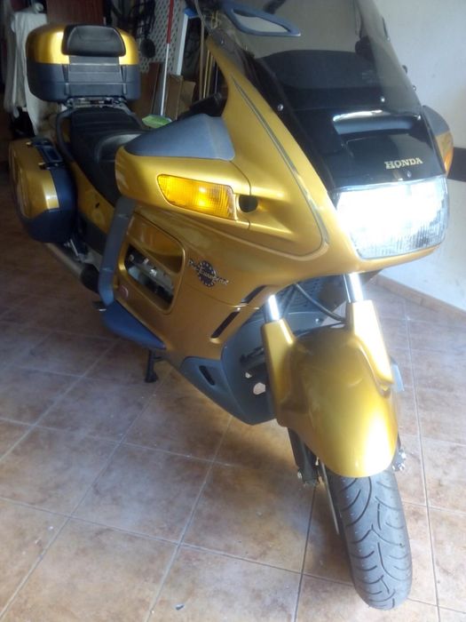 Honda Pan European ST 1100