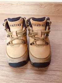 Buty jesienno zimowe trapery dziecięce FIRETRAP 21,5 12 cm.