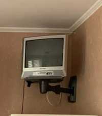 Підставка  під телевізор  з двома кріпленнями.