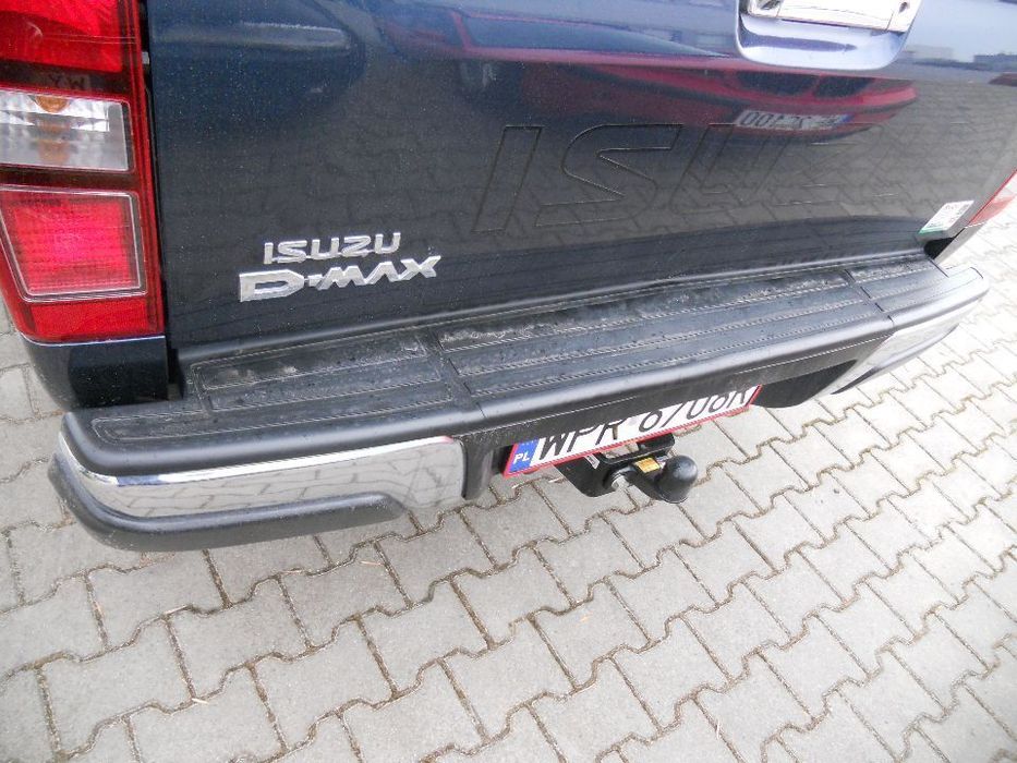 NAKŁADKA ZDERZAKA TYLNEGO oryginał ISUZU D-max 2012 do 2019r.