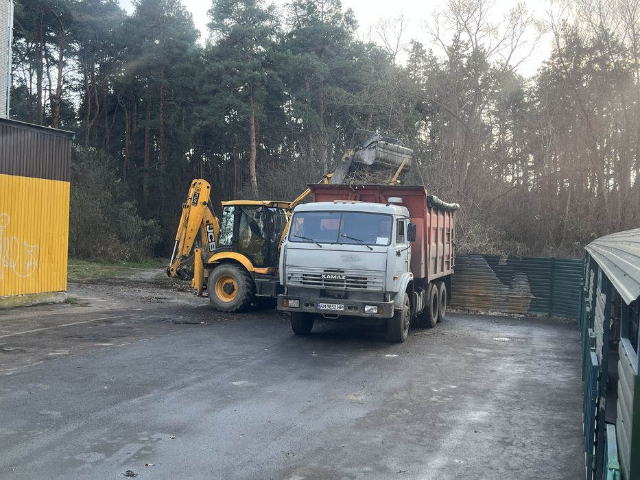 Вивіз сміття стройки мотлоху листя гілок мебелі Газель Газон Зіл Камаз