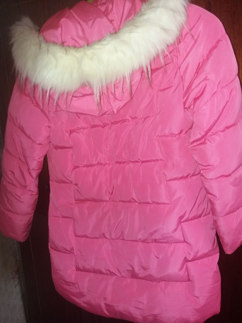 Пальто зимове на дівчинку 9-10років