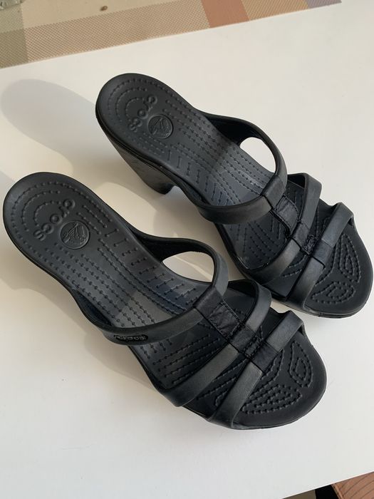 Crocs босоніжки на підборах ( оригінал) р. 39