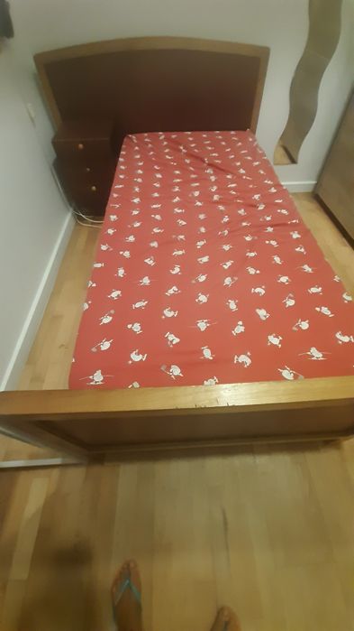 Cama solteiro madeira maciça