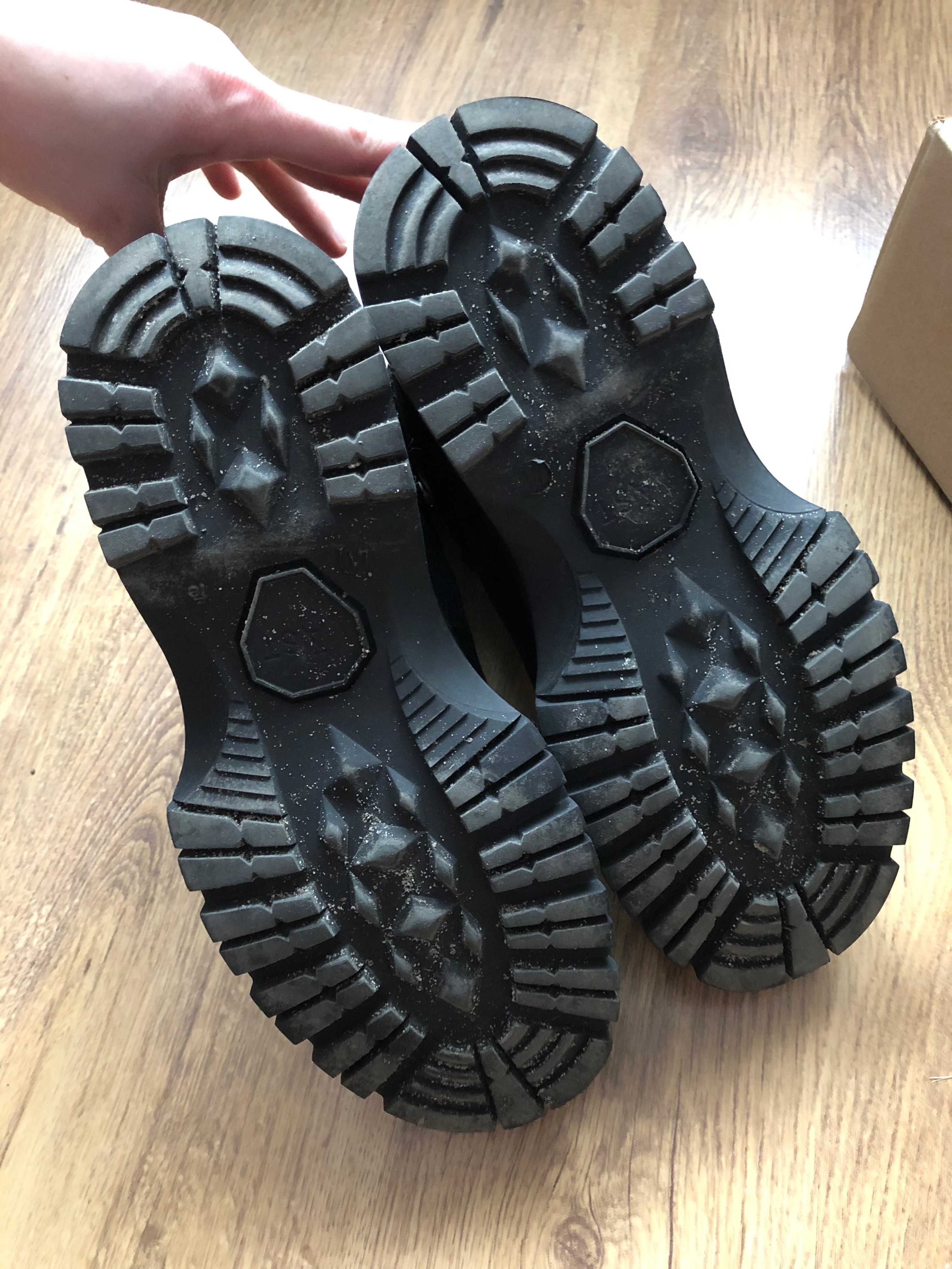 LAST BOOT - Botki na platformie 41