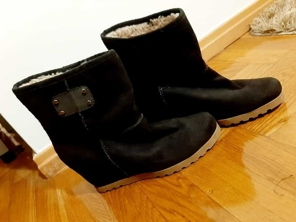 Botins  c/pelo nº38