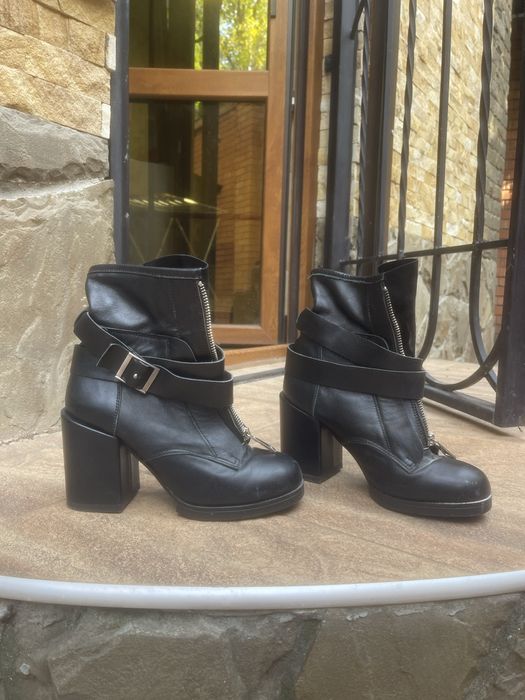 Ботинки на меху кожа