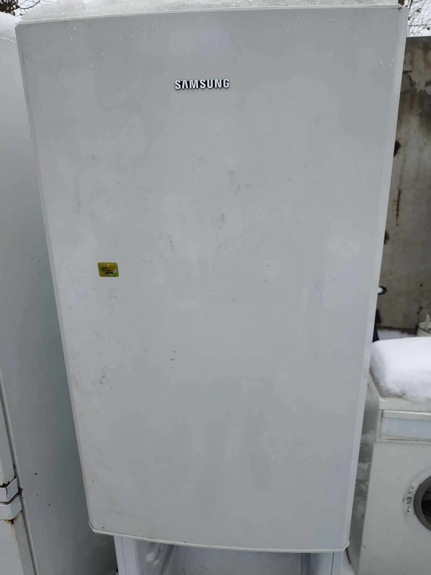 Магнітний ущільнювач на холодильник самсунг