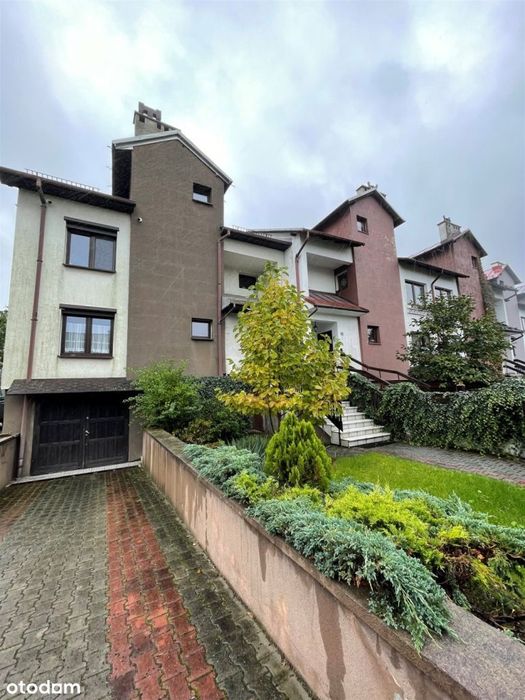 Dom/Lokalizacja/Dwurodzinny/Inwestycja