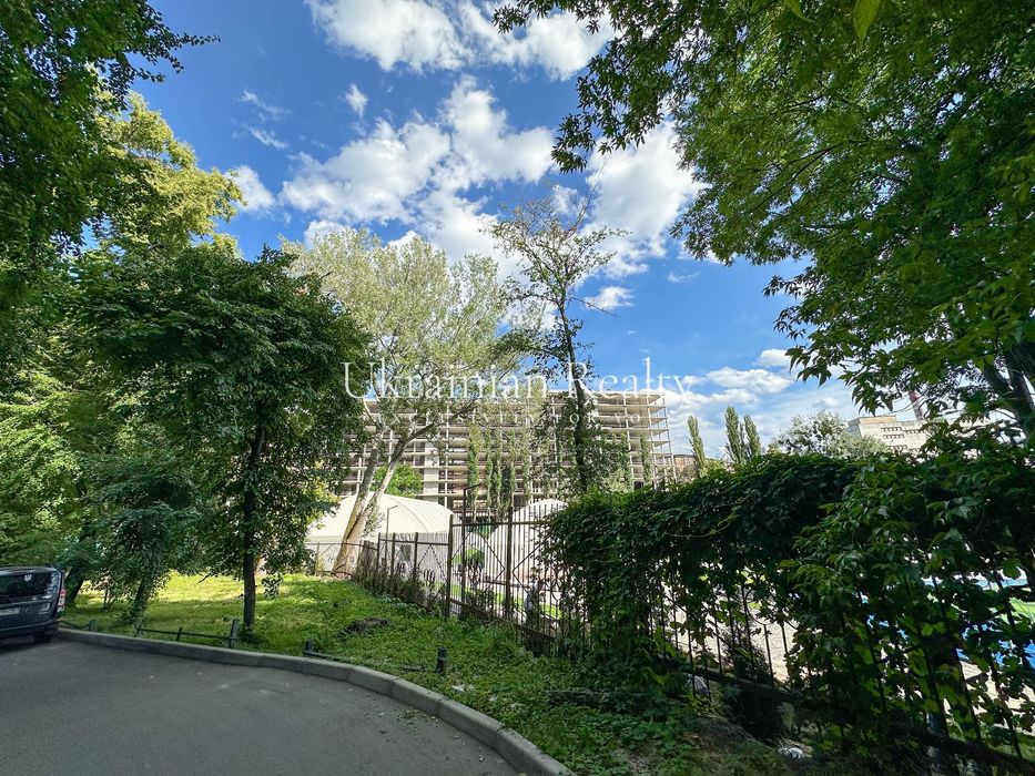 Комерційне приміщення на Арсенальній! вул. Грушевського. 34/1 БЕЗ %