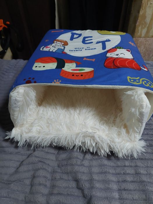 Продам лежанку новая.