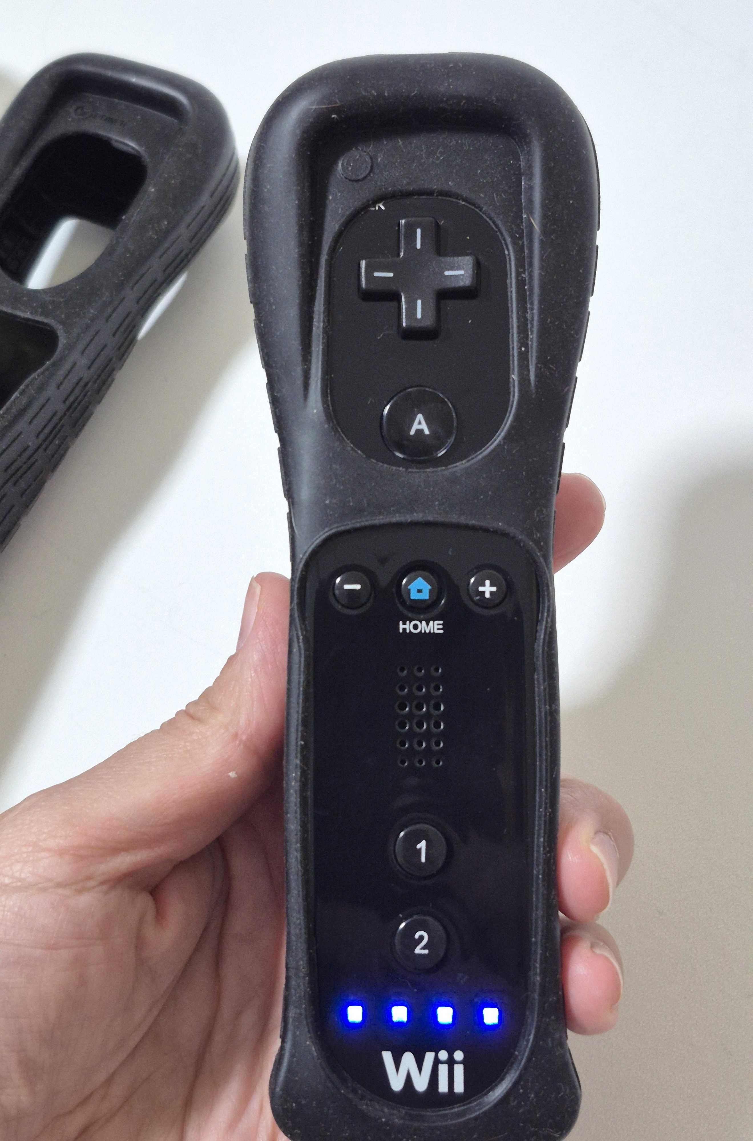 Игровая приставка Nintendo RVL-001 Wii (комплектация описана в тексте)