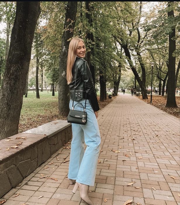 Ботинки на широкому каблуку