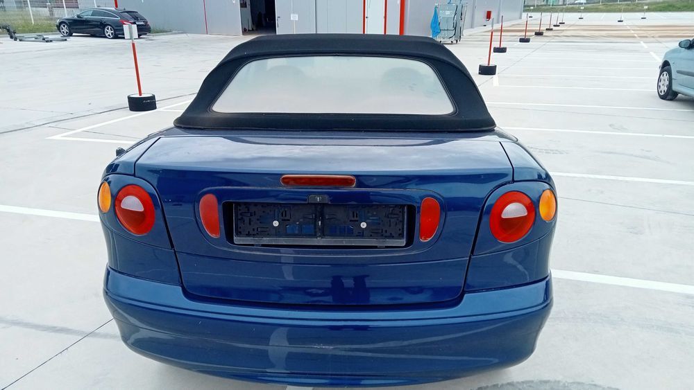 Temos para peças Renault Megane Cabrio Gasolina