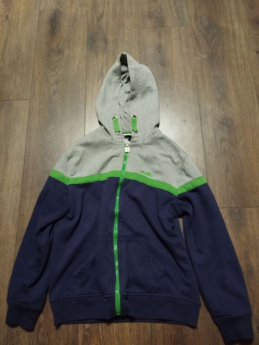 Продам кофту елис