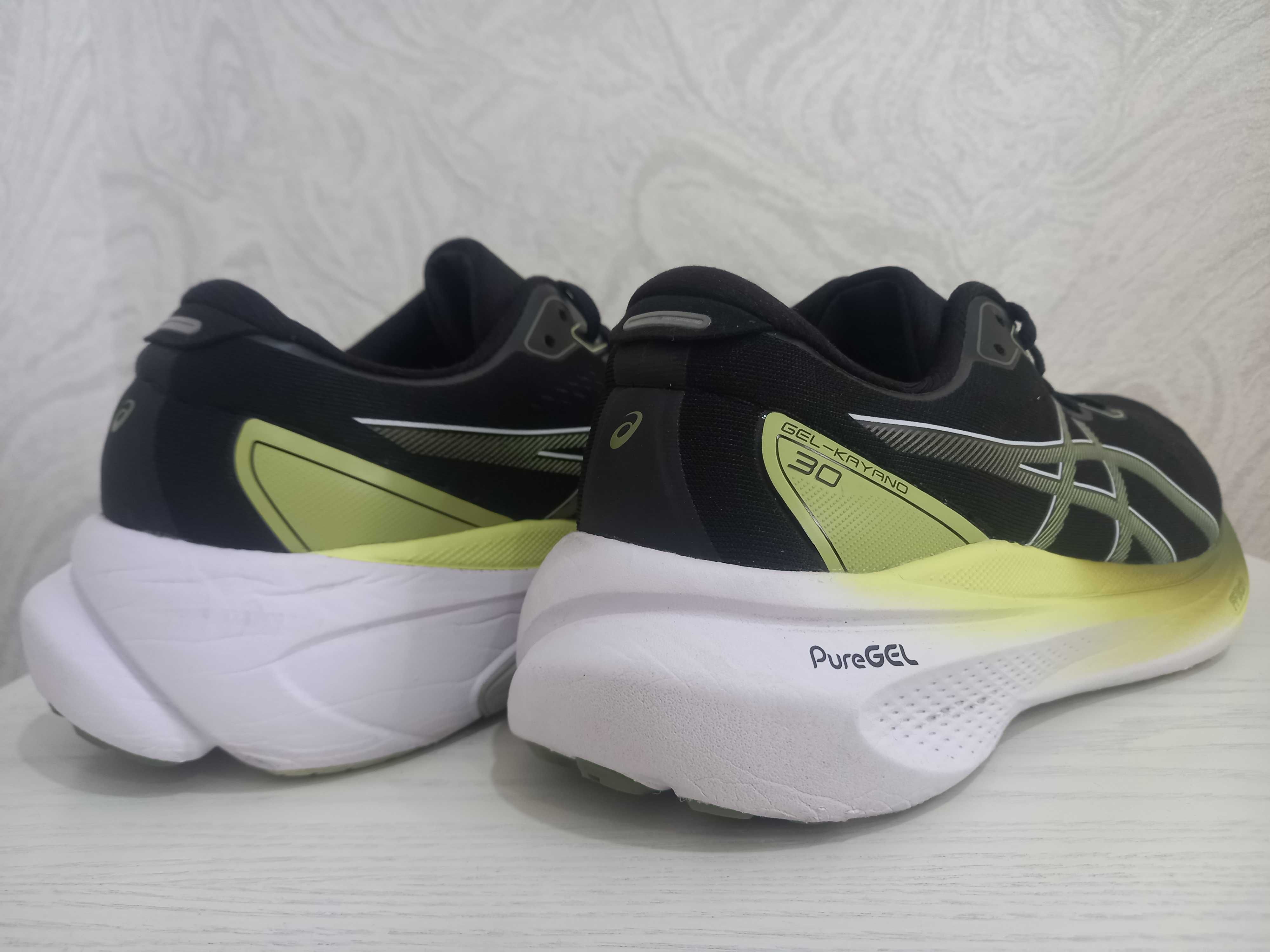 Кросівки Asics gel kayano-30 Відмінний стан 45р.