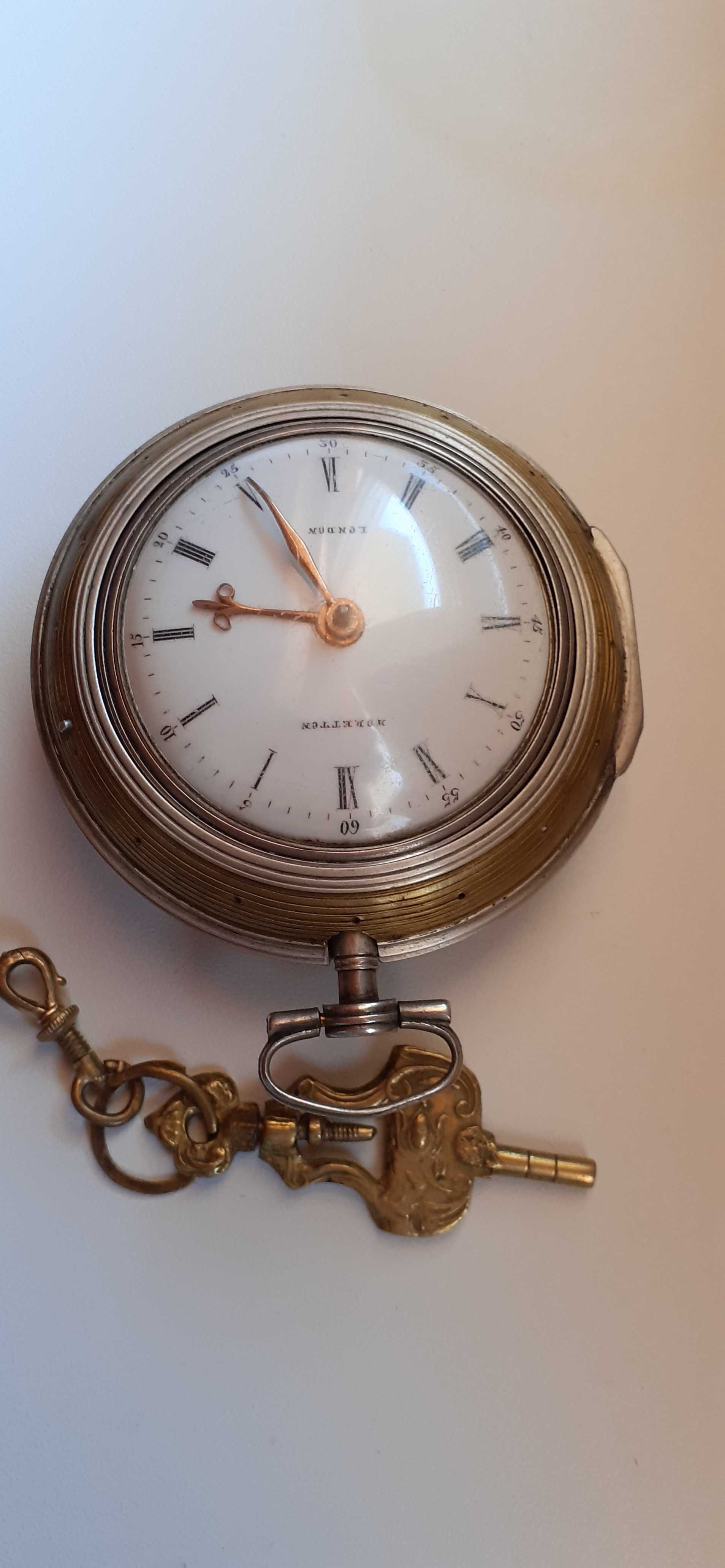 Zegarek kieszonkowy-dewizka srebro MORETTON LONDON ok. 1700 r.