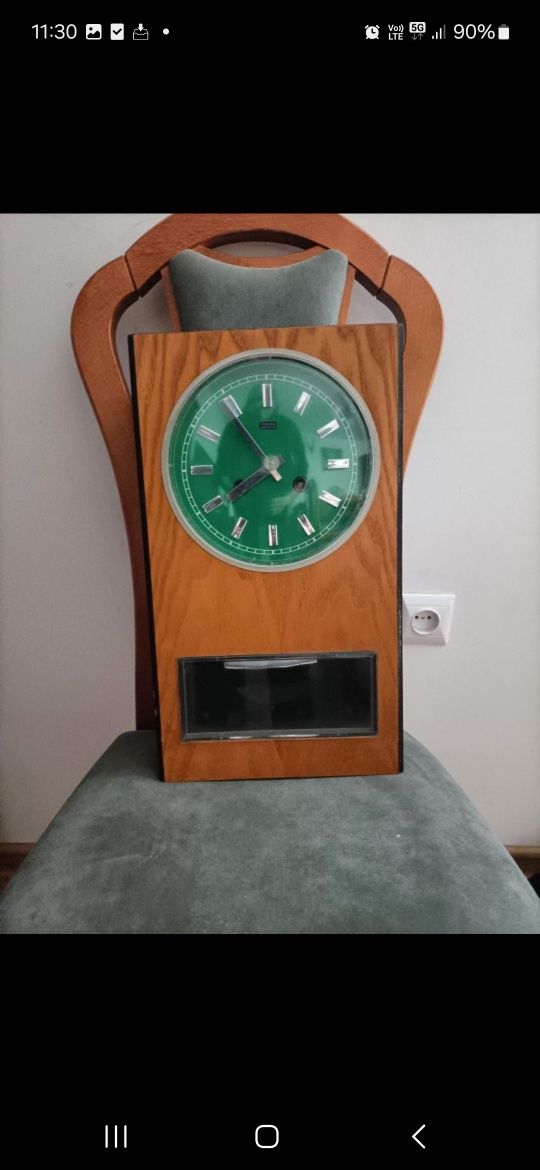 Zegar wiszący Predom METRON sprawny zielona tarcz
