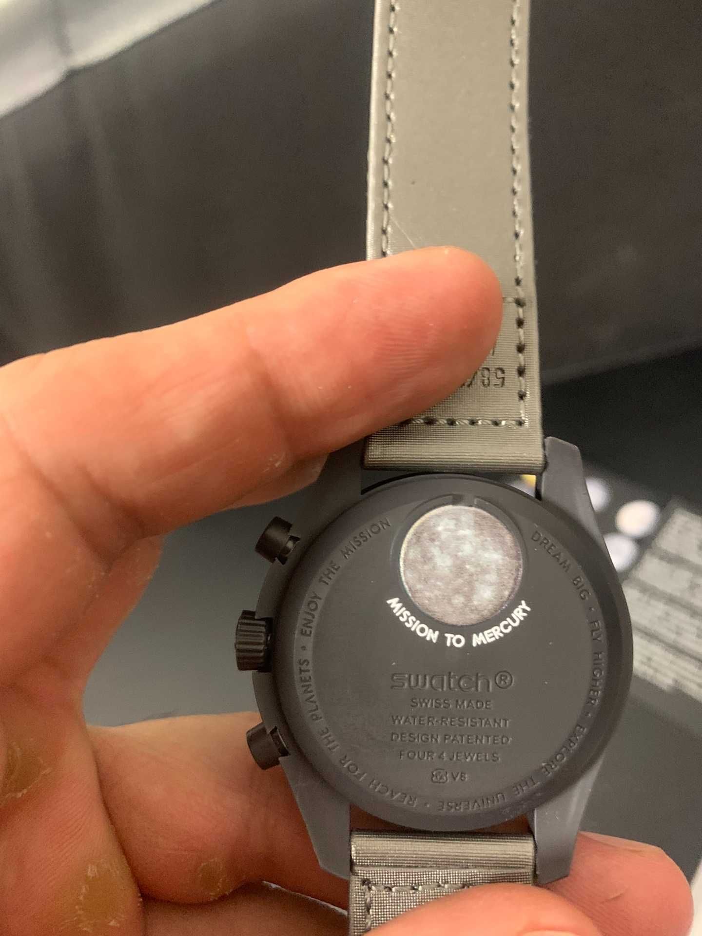 Omega x Swatch Mercury SO33A100 - Letni Festiwal Rabatów -50%