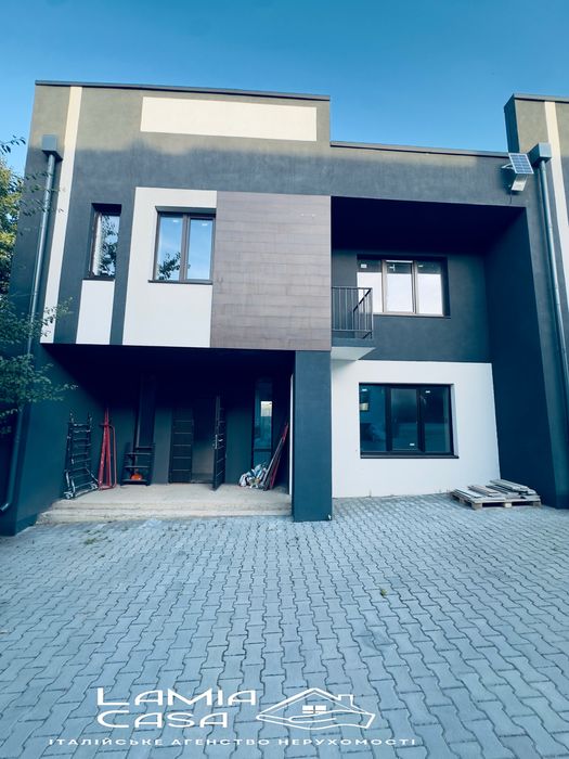 Продаж таунхауса вул. Левицького ( руська , гарячий урбан )