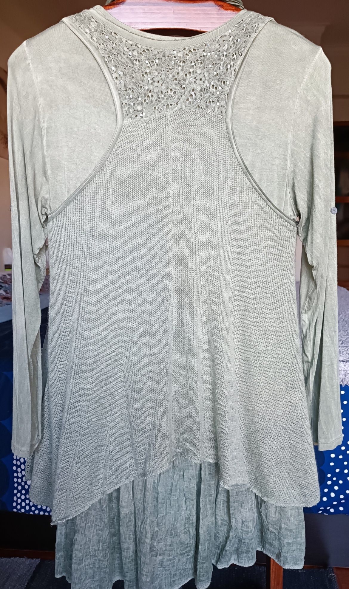 Vestido com 3 peças separáveis