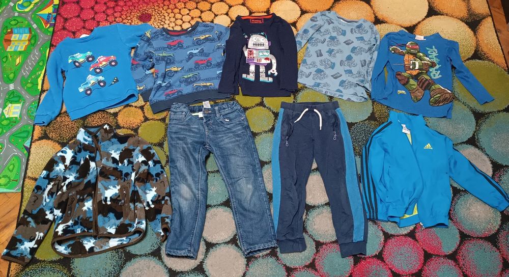 Лот одягу на вік 4-5р. Пакет речей на осінь