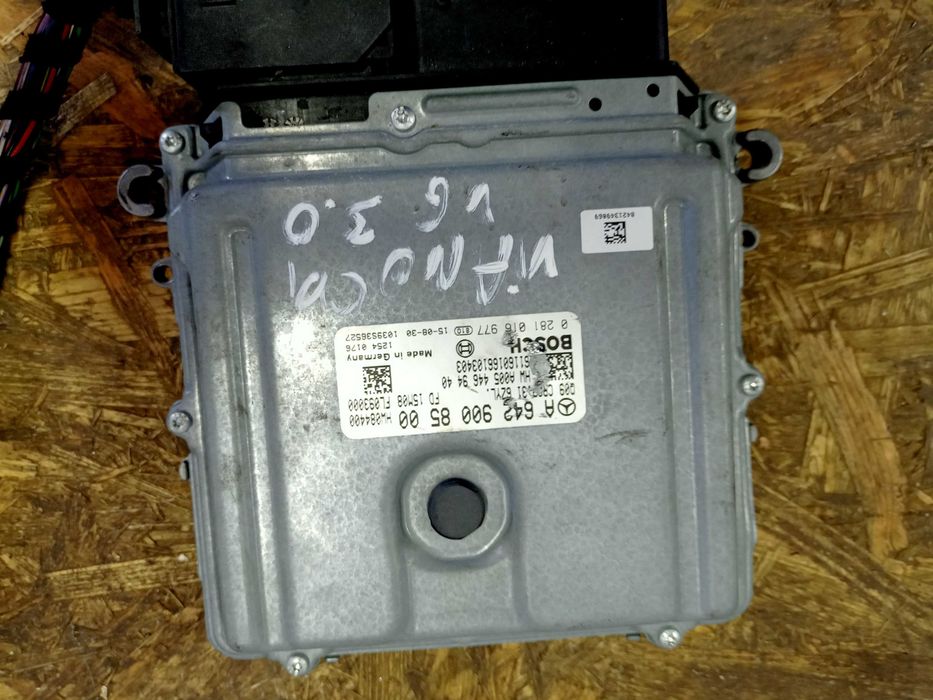 Mercedes Vito Viano 3.0 CDI V6 642 komputer sterownik silnika ECU