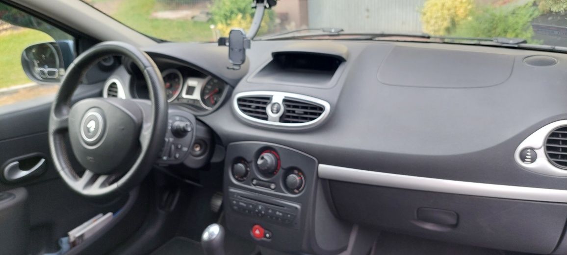 Renault CLIO 3 1.5 DCI