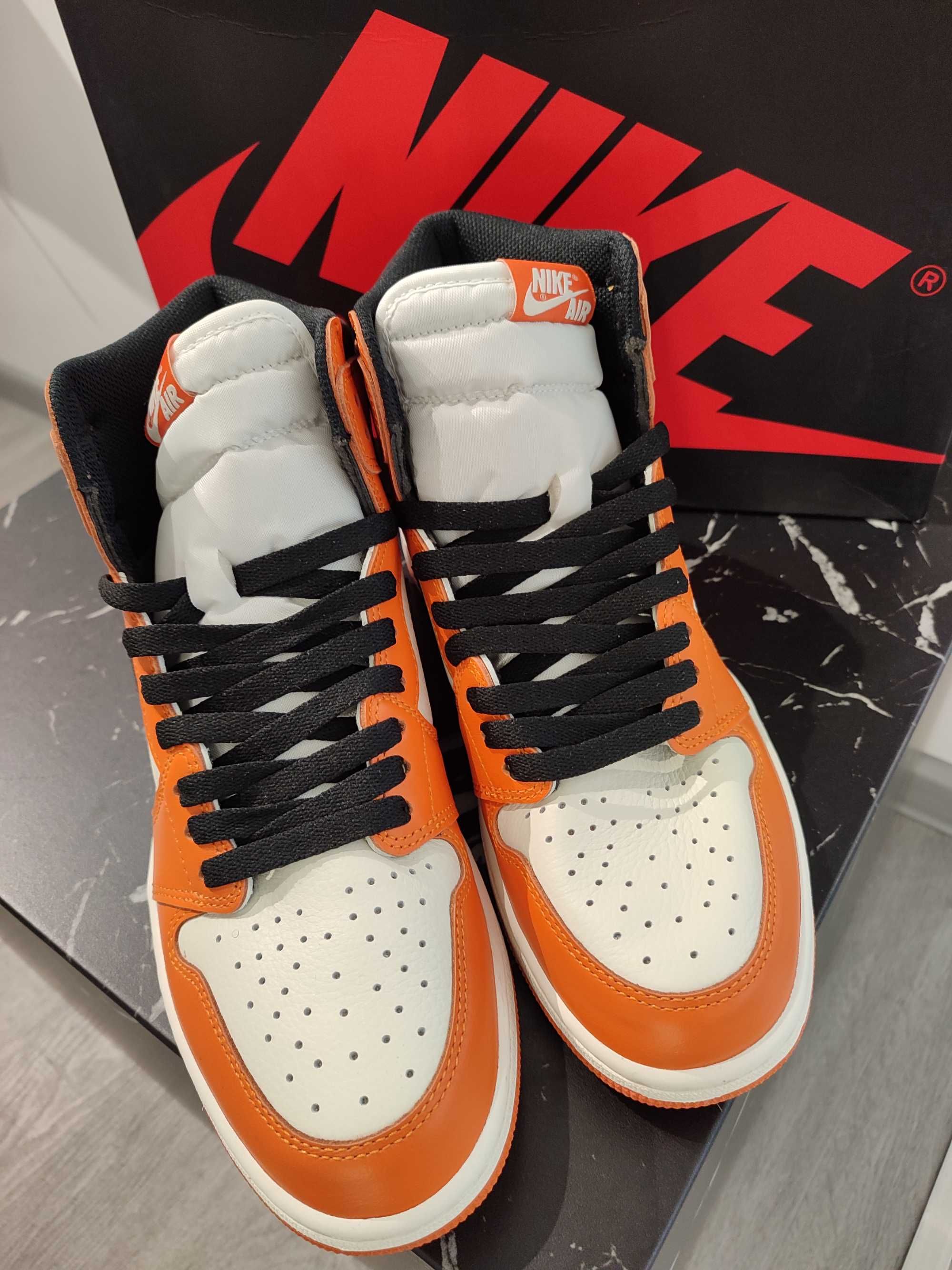 Кросівки Air Jordan 1 Retro High OG 'Shattered Backboard Away'