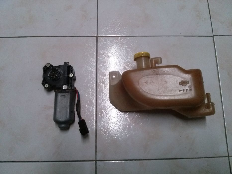 Vendo motor elev. Micra K11 Lado condutor