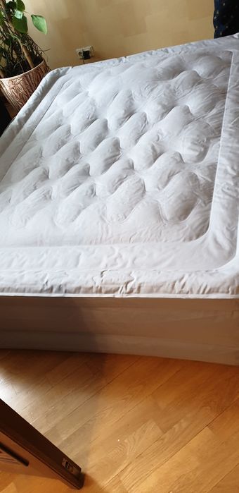 Надувна кровать Serta  матрас