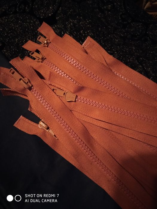 Блискавки роз'ємні