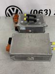 VW GOLF 7 GTE Audi a3 Зарядное для акумулятора 5QE915684J  5QE915682AF