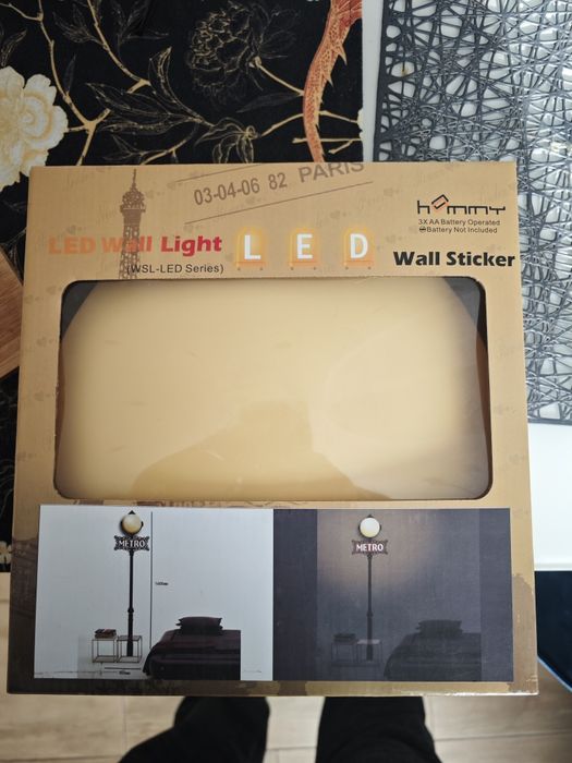 Lampka nocna latarnia na baterie