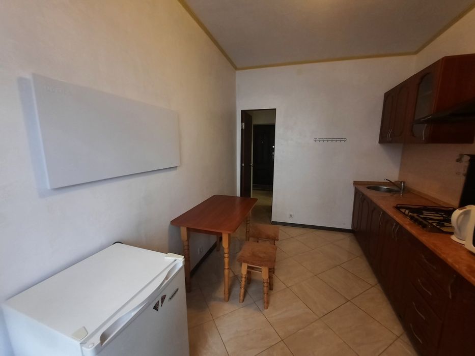 Оренда 1 кімнатної квартири, вул. Целевича