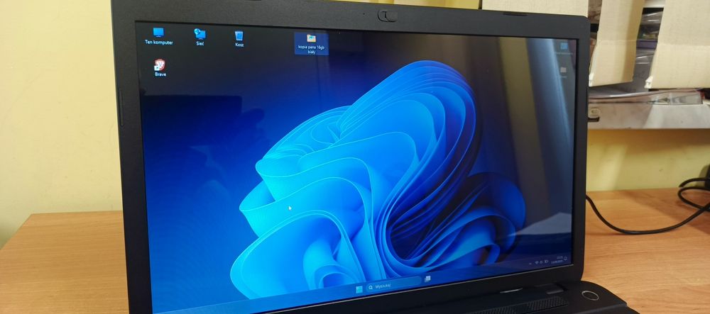 Laptop Toshiba C75D-B/17cali