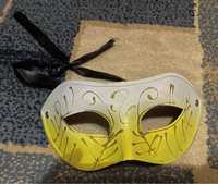 Карнавальна маска