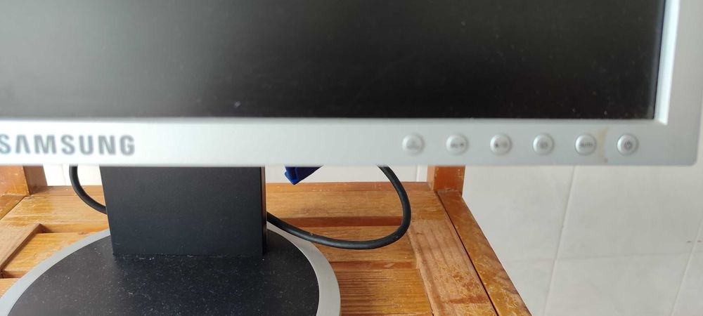 Monitor Samsung 19” SyncMaster 940 BW [COMO NOVO]