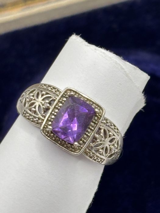 Pierścionek z Ametystem 1909