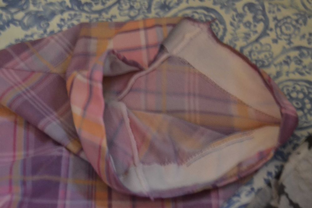 Mocne rajstopy w różowo - żółtą kratkę