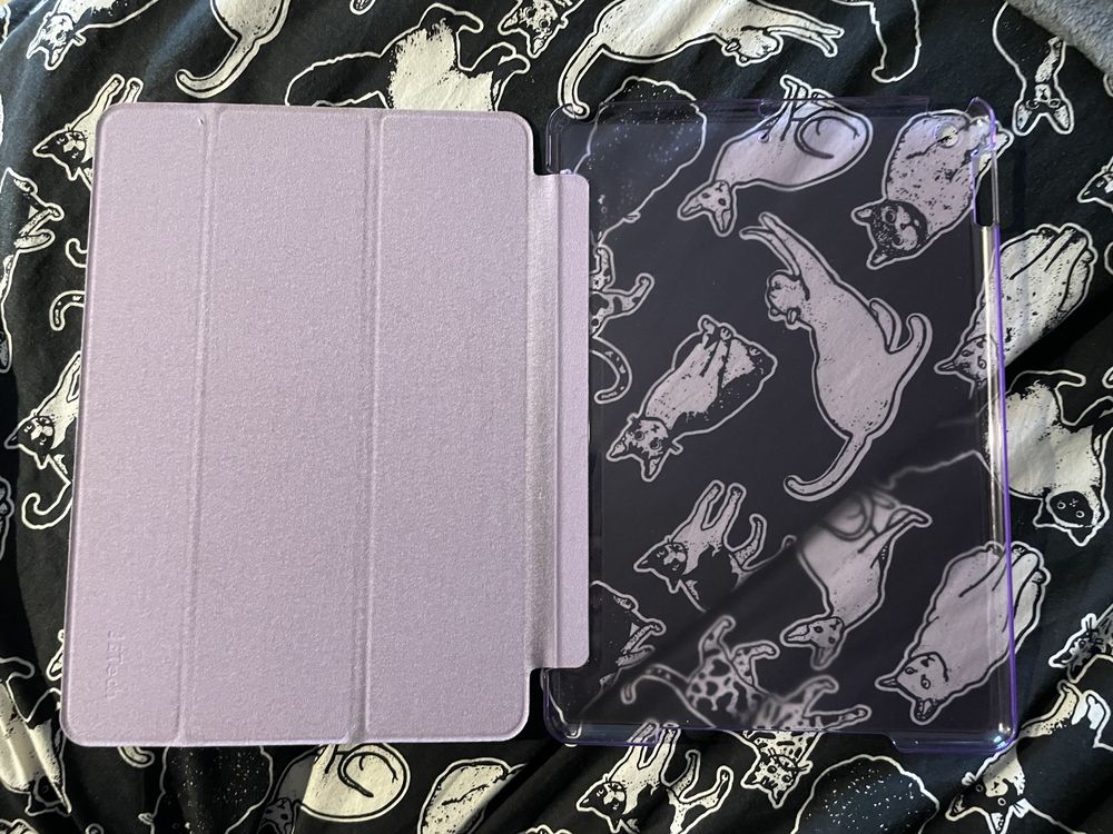 Fioletowe etui do Ipada 9th gen JETech