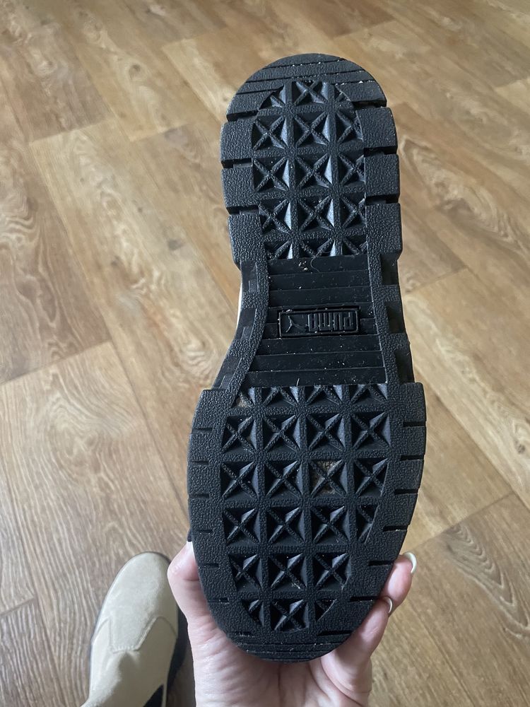 Челсі  Puma Mayze
