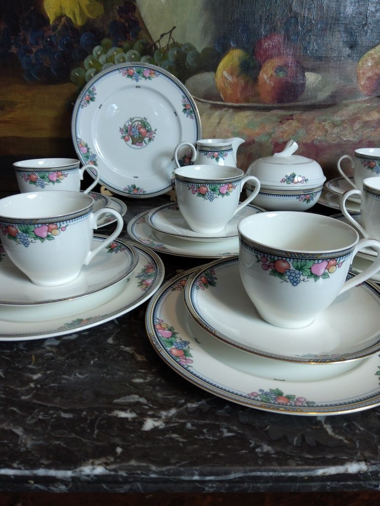 Royal Bone China.Serwis do kawy.