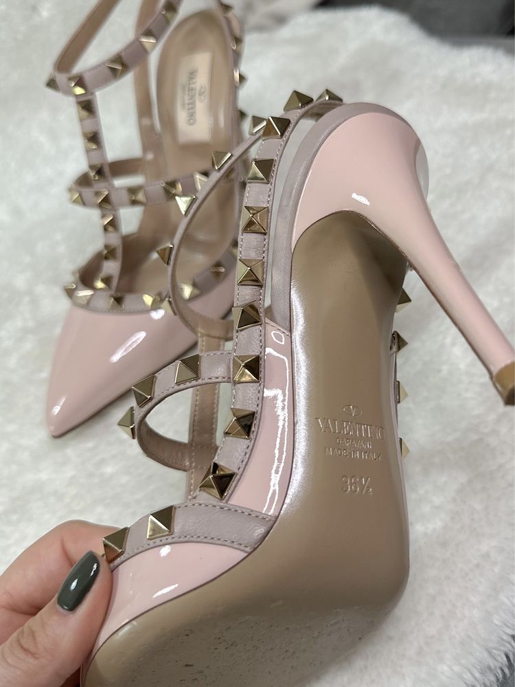 Sapatos salto alto Originais Valentino Garavani Rockstud